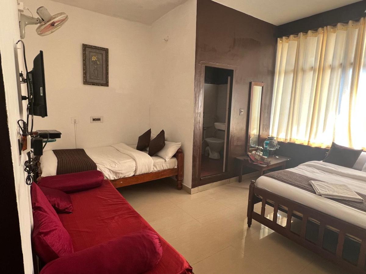 Hotel Caveri Inn มาดิเครี ภายนอก รูปภาพ
