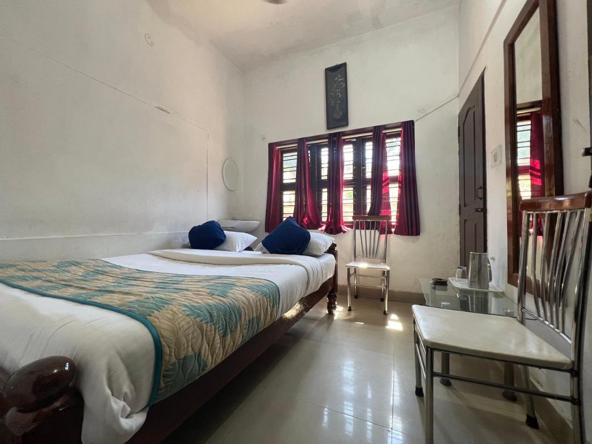 Hotel Caveri Inn มาดิเครี ภายนอก รูปภาพ